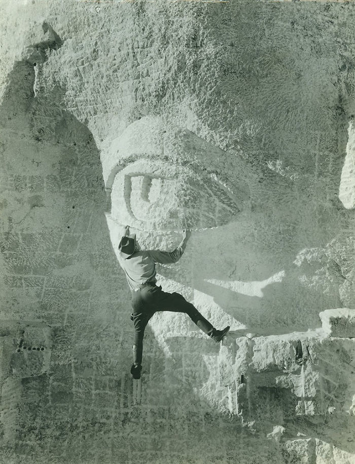 20 Rare Historic Photos That You Probably Haven't Seen Before - Carving Eye On Mount Rushmore, 1930s.