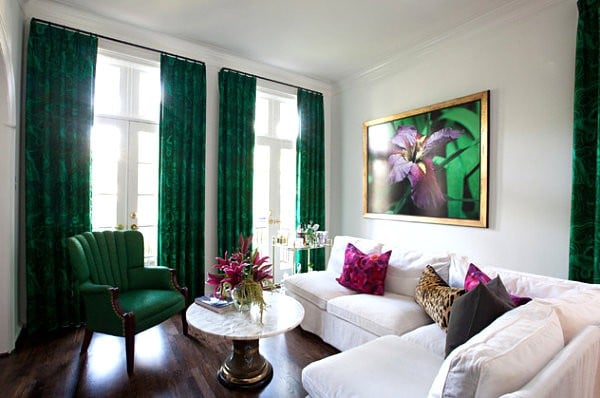 10 Elegant Living Room Color Schemes - Emerald and White