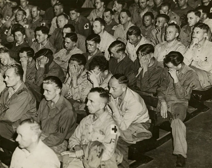 20 Rare Historic Photos That You Probably Haven't Seen Before - German Soldiers React To Footage Of Concentration Camps, 1945