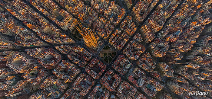 20 Great Cities Like You’ve Probably Never Seen Them Before - Sagrada Familia, Barcelona, Spain