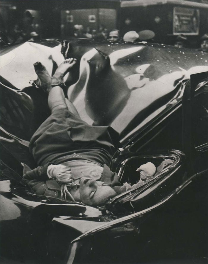 20 Rare Historic Photos That You Probably Haven't Seen Before - The Most Beautiful Suicide – Evelyn Mchale Leapt To Her Death From The Empire State Building, 1947
