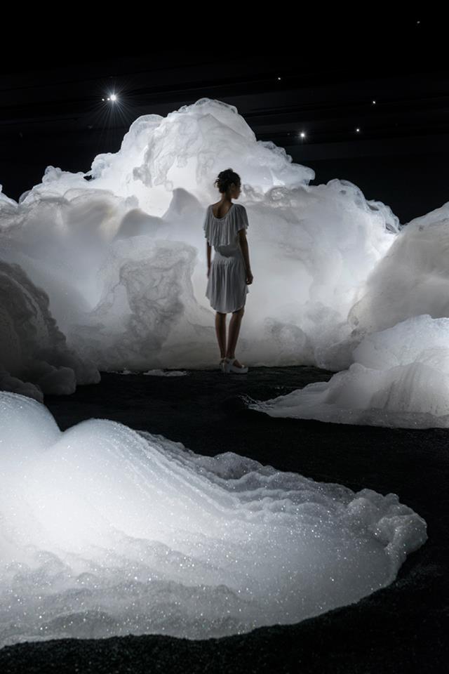Kohei Nawa's Foam Installation Created A Cloud-like Landscape of Soapy Bubbles - Sheet5