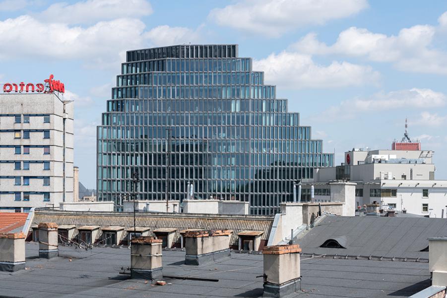 Poznan Baltic- A Building That Looks Radically Different From Every Side - Sheet3