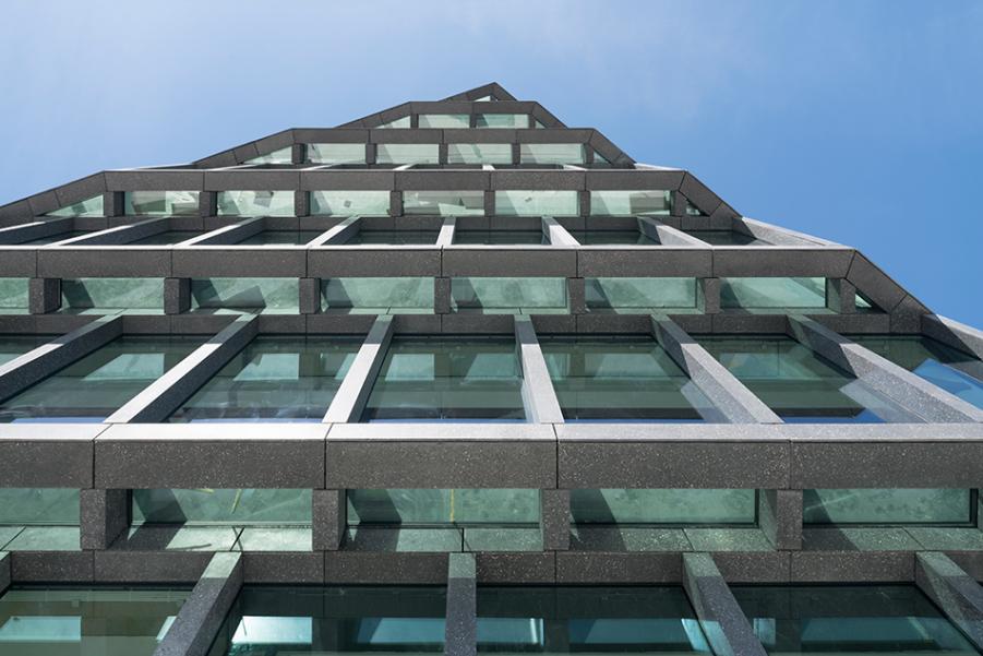 Poznan Baltic- A Building That Looks Radically Different From Every Side - Sheet2
