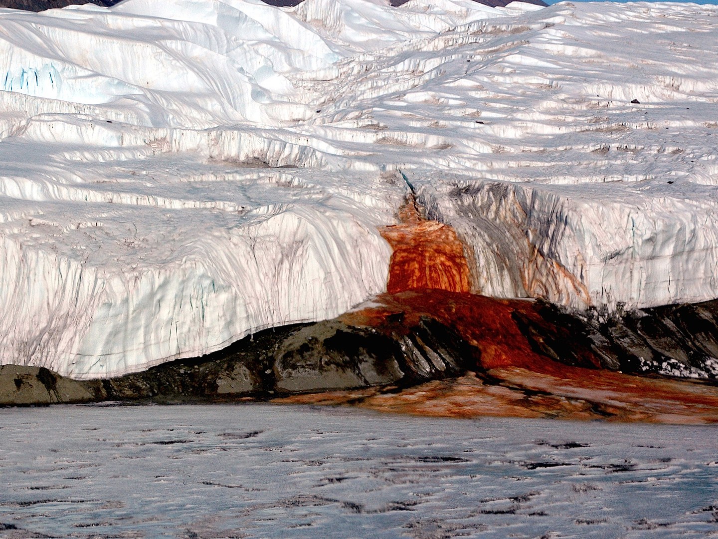 20 Architectural Scariest Places In The World - Taylor Glacier Antarctica