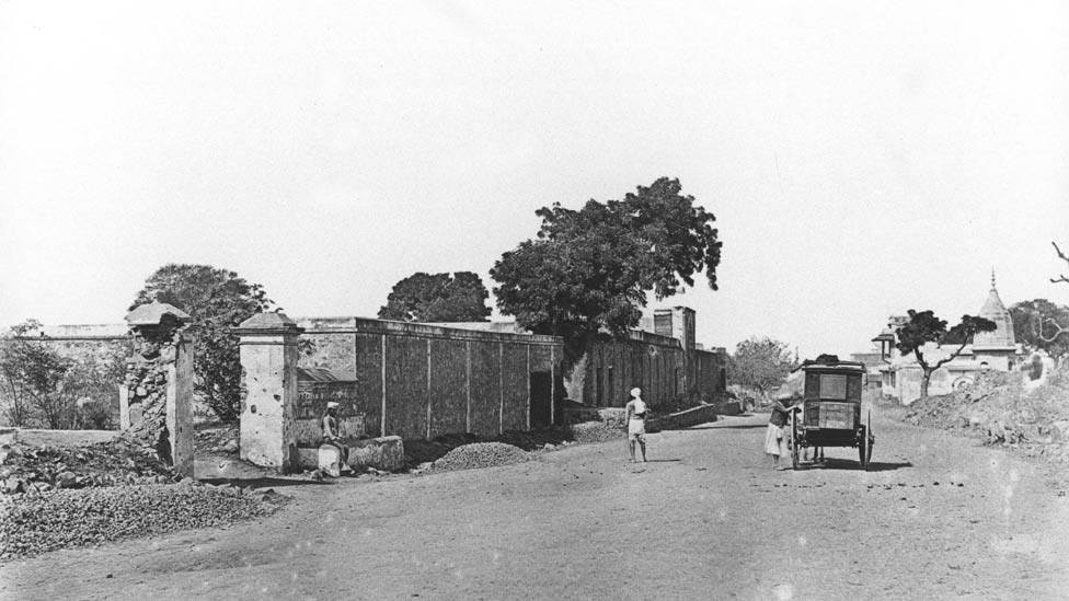 Delhi Now & Then - See how Delhi has changed through CENTURIES. This Is Amazing.! - Delhi Extension in 1890s