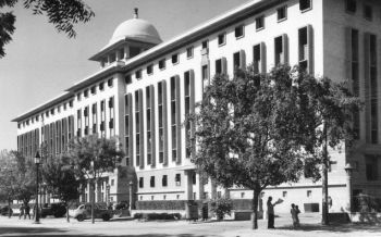 A journey of 100 years of Architecture in India | Part 02 - 1957 Udyog Bhavan New Delhi
