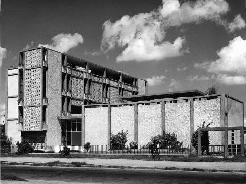 A journey of 100 years of Architecture in India | Part 02 - 1957 Triveni Kala Sangam, New Delhi