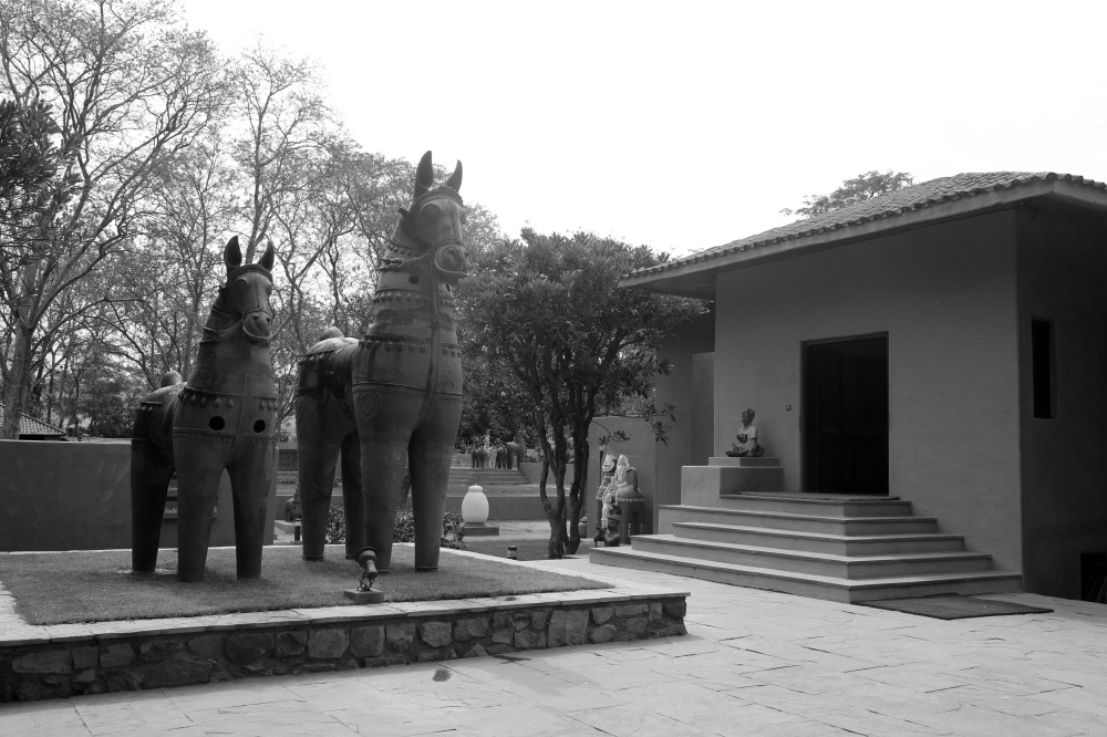 A journey of 100 years of Architecture in India | Part 03 - 1984-93 Sanskriti Kendra,New Delhi