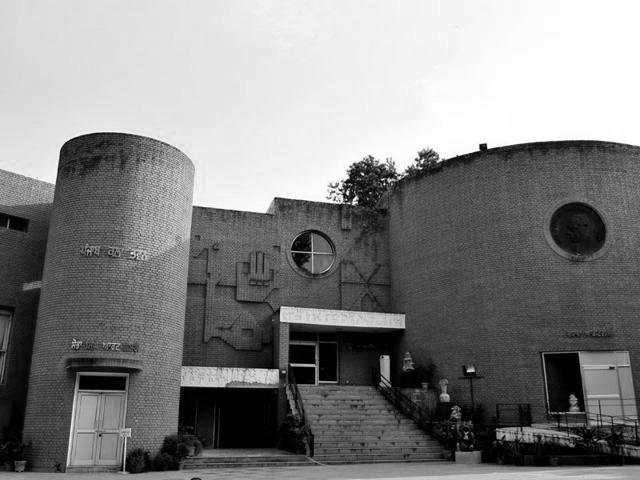 A journey of 100 years of Architecture in India | Part 04 - 1986-87 Punjab arts Council Building, Chandigarh