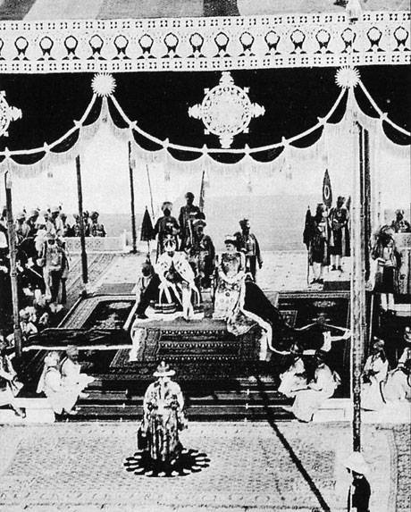 Delhi Now & Then - See how Delhi has changed through CENTURIES. This Is Amazing.! - Delhi Durbar of 1911
