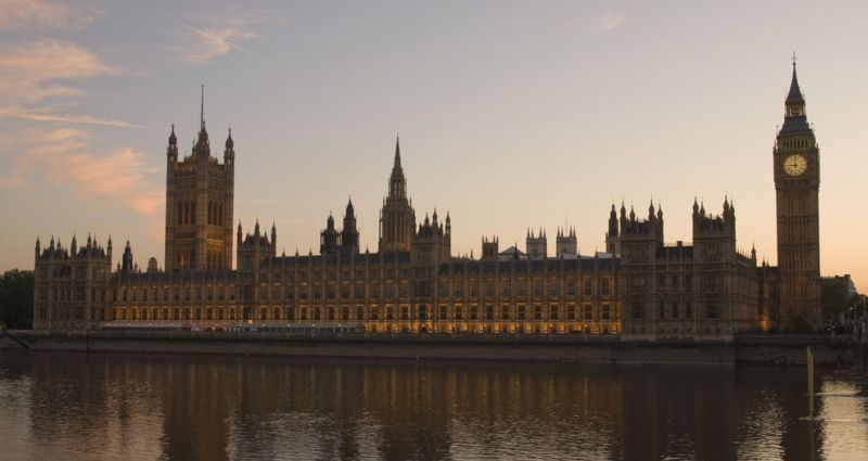 Amazing Historical Buildings shining this world with their Beautiful creativity!! - House of Parliament , United Kingdom