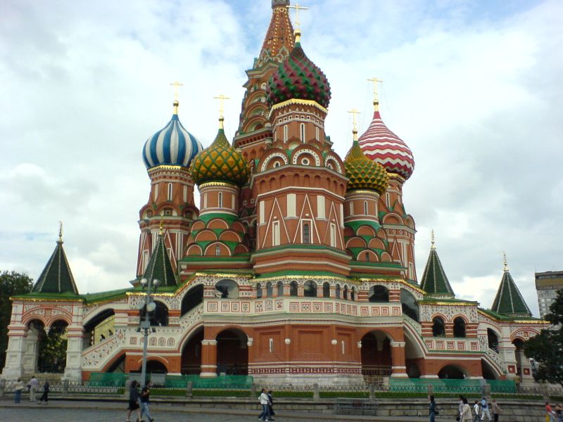 Amazing Historical Buildings shining this world with their Beautiful creativity!! - Saint Basil’s Cathedral, Moscow, Russia