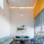 Eight home interiors furnished around statement rugs - Sheet4