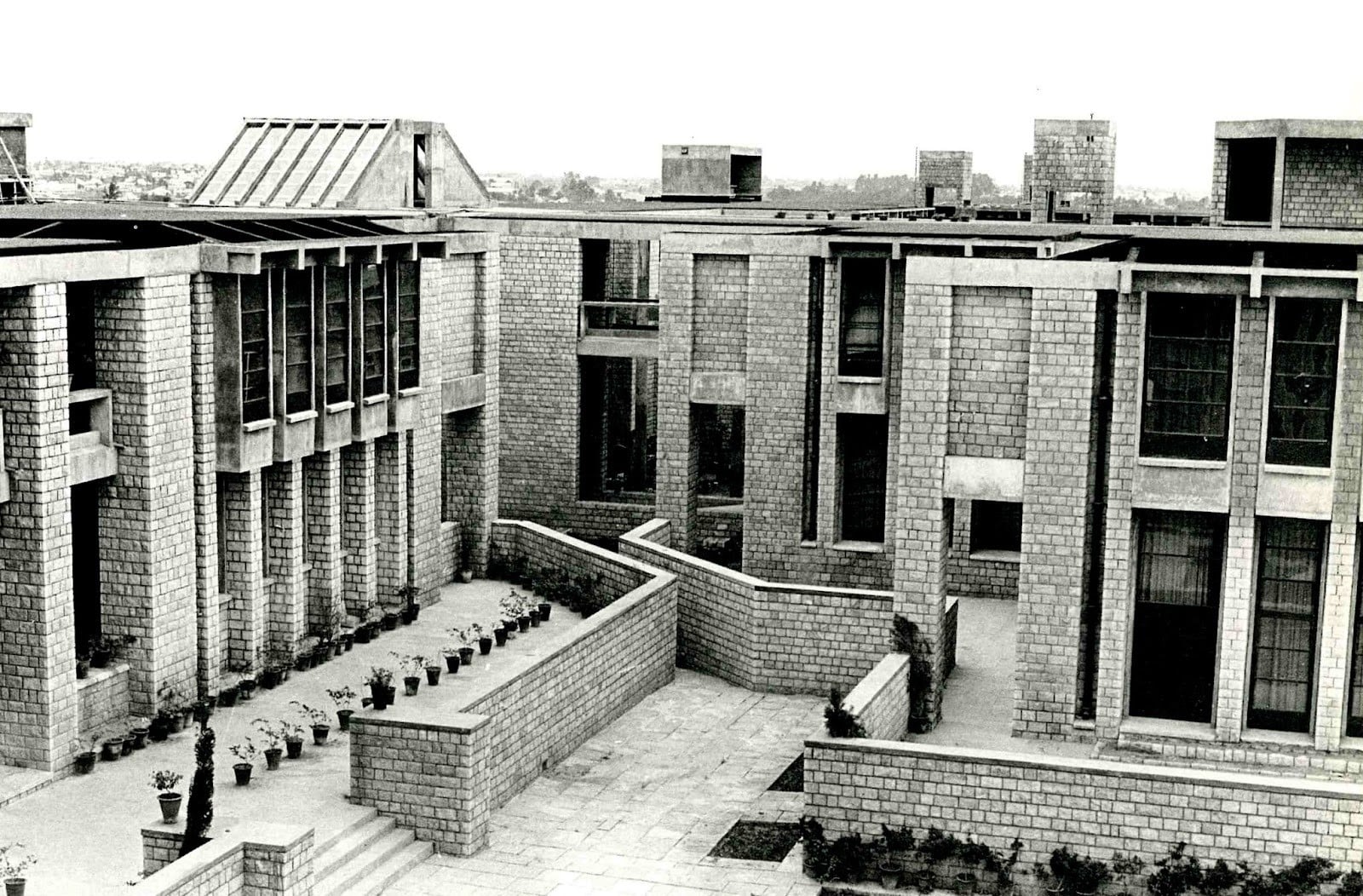 Son of the soil – Why 2018’s Pritzker Prize Winner B V Doshi’s work is more relevant today than ever? - Sheet3