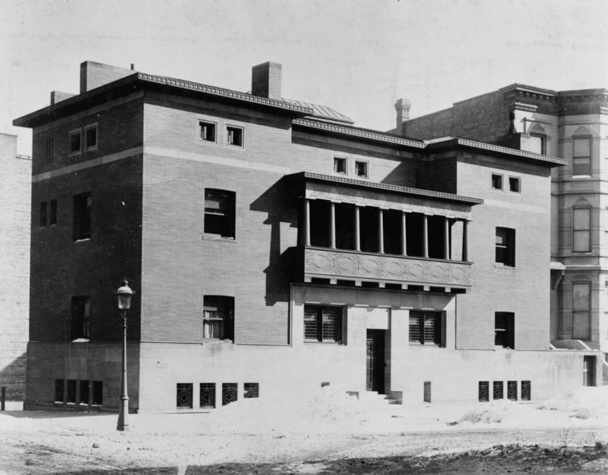 Happy 152nd Birthday Frank! 50 projects by "America’s greatest Architect" (that you can visit) - James A. Charnley House (1891)