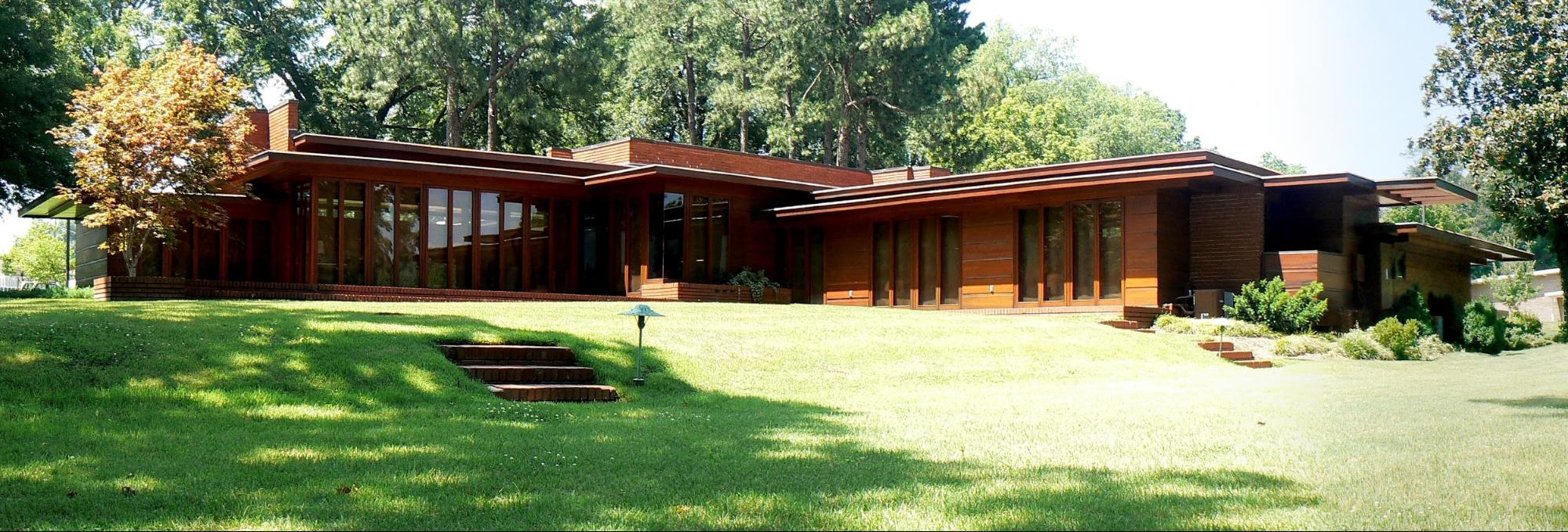 Happy 152nd Birthday Frank! 50 projects by "America’s greatest Architect" (that you can visit) - Stanley Rosenbaum House (1939)