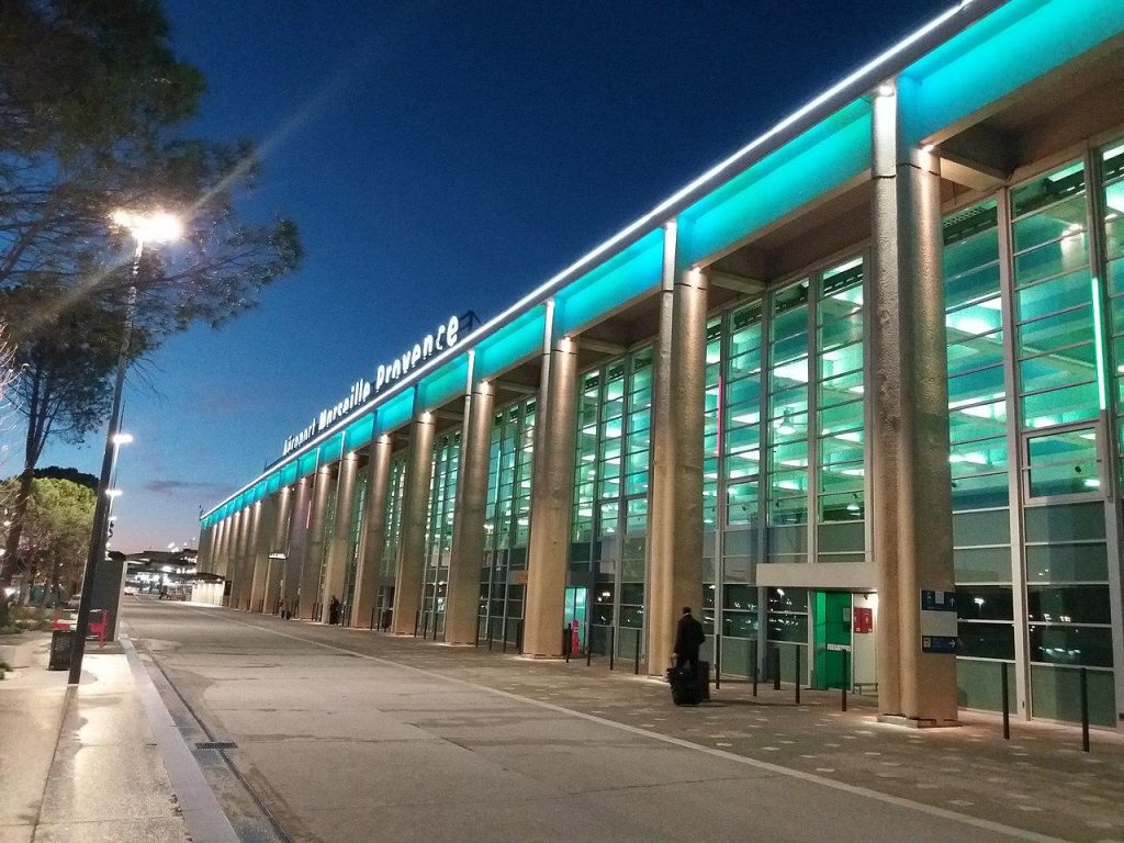 25 Works of Richard Rogers Every Architect should visit - Marseille Provence Airport, France