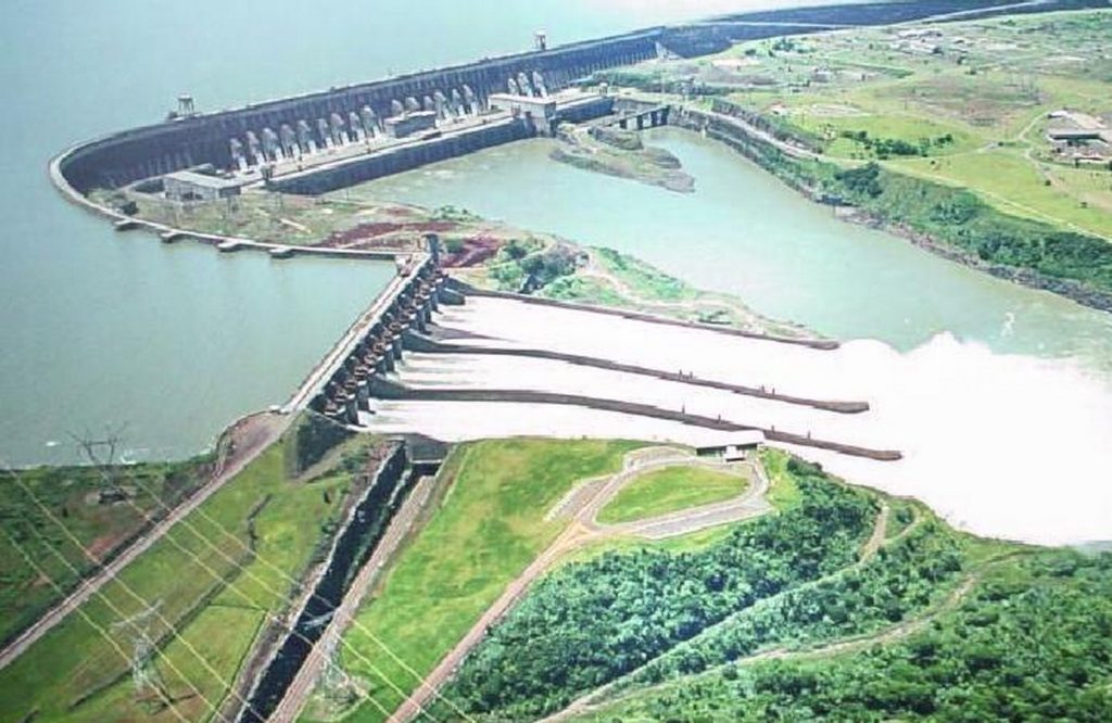25 Works of Oscar Niemeyer Every Architect should visit - Itaipu Dam, Brazil