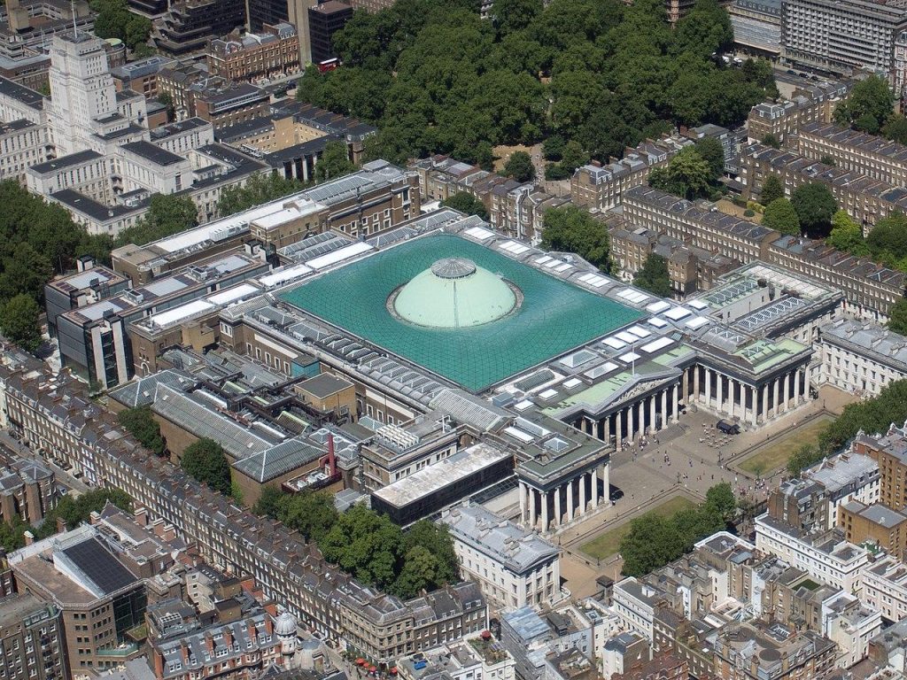 25 Works of Richard Rogers Every Architect should visit - British Museum, UK