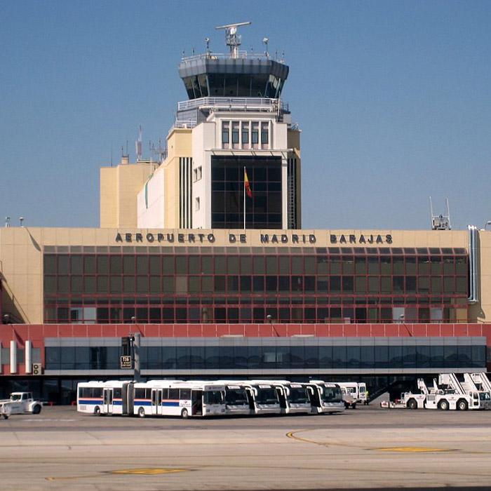 25 Works of Richard Rogers Every Architect should visit - Adolfo Suárez Madrid–Barajas Airport, Spain