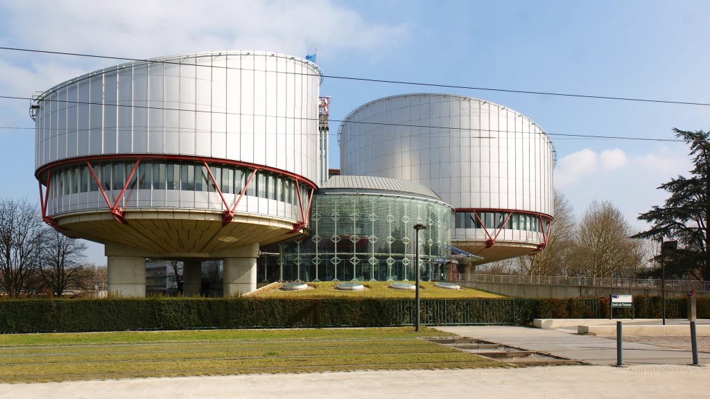 25 Works of Richard Rogers Every Architect should visit - European Court of Human Rights, France
