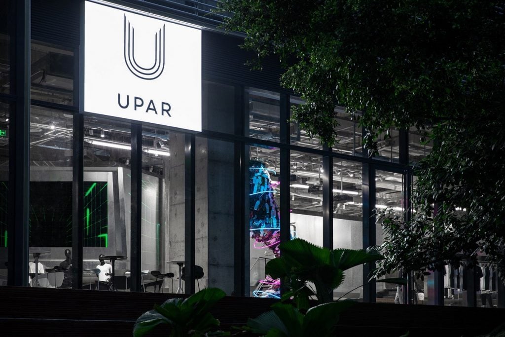 UPAR Flagship Store Lighting Design By GD-Lighting Design
