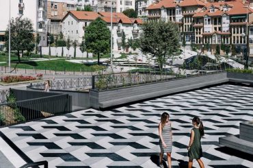 Puertochico-Plaza-By-Garciagerman-Arquitectos