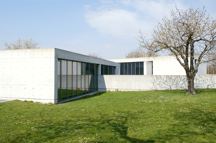 Vitra Seminar House, Japan