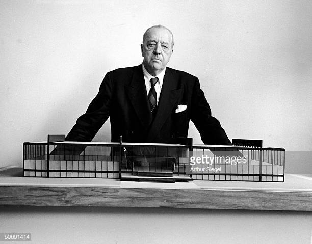 50 Famous Architects in the World of all Time - Mie van Der Rohe