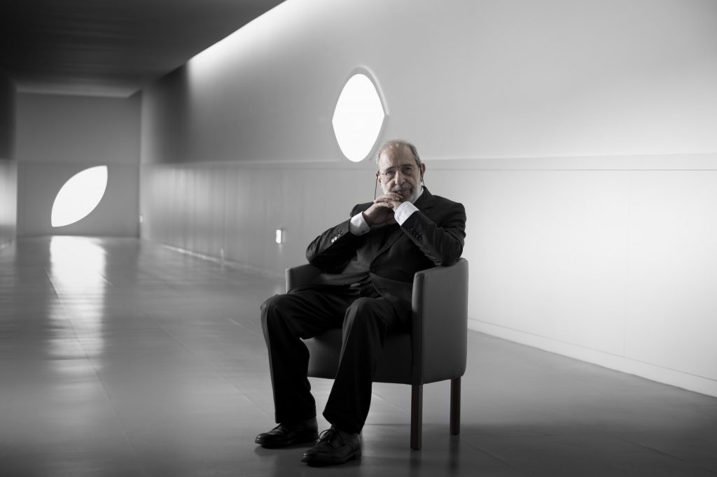 50 Famous Architects in the World of all Time - Álvaro Siza