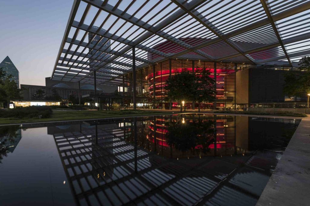 10 Highlights of Dallas Architecture - Winspear Opera House