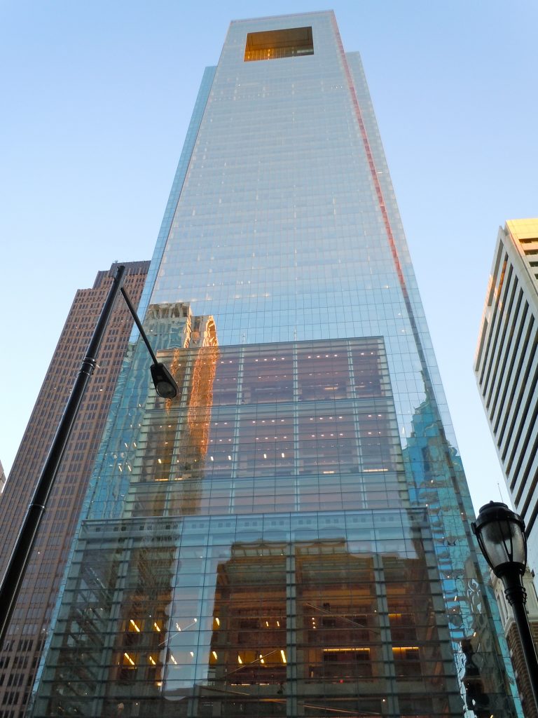 50 Famous Architects in the World of all Time - Robert Stern_Comcast Tower, Pennsylvania