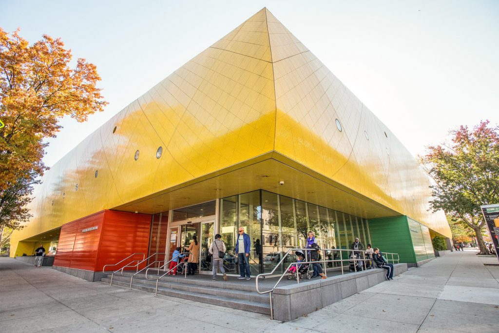 Rafael Vinoly_Brooklyn Children's Museum, New York