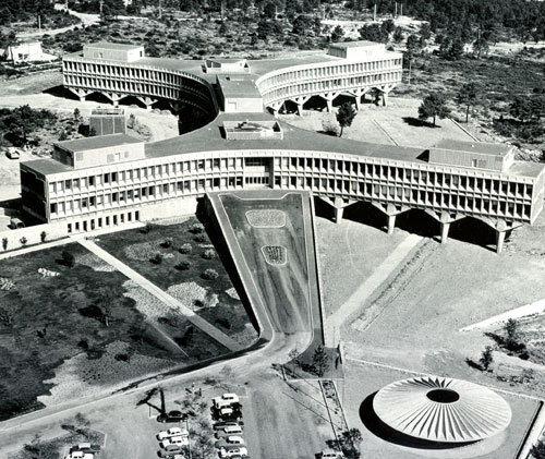 50 Famous Architects in the World of all Time - Marcel Breuer_IBM, La Gaude