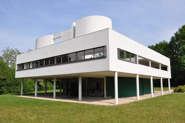 50 Famous Architects in the World of all Time - Le Corbusier_Villa Savoye