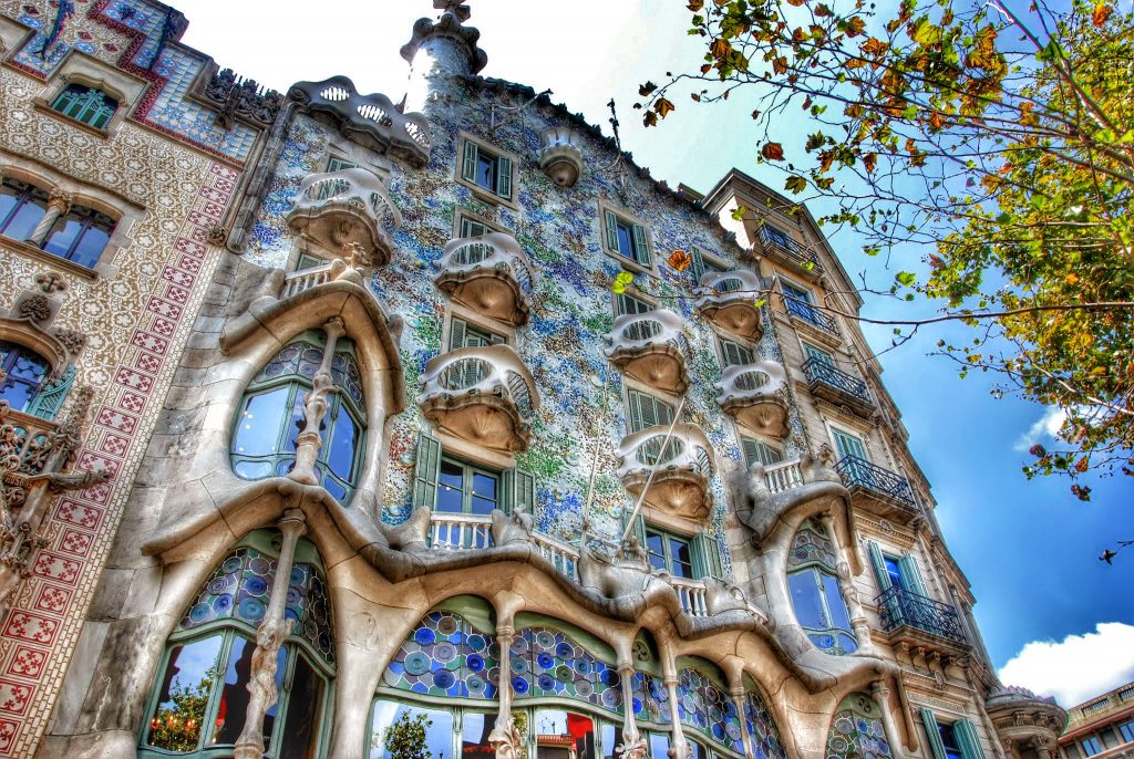 Antoni Gaudi - Casa Batlló, Spain