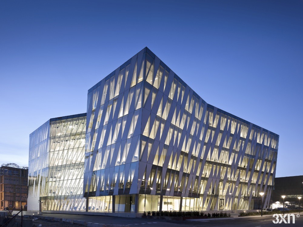 20 Creative Building Façades for Commercial Buildings around the World - Saxo Bank