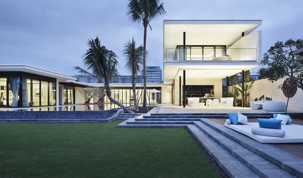 35 Modern House Styles to enhance your Design Literacy - FACING THE BACKYARD