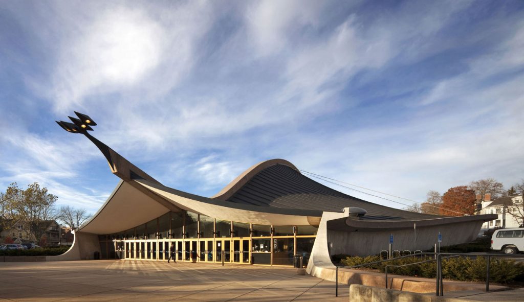 50 of The Most Iconic Buildings of  Modern Architecture - Ingalls Skating Rink