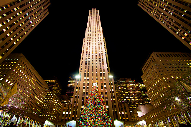50 of The Most Iconic Buildings of  Modern Architecture - 30 Rockefeller Plaza