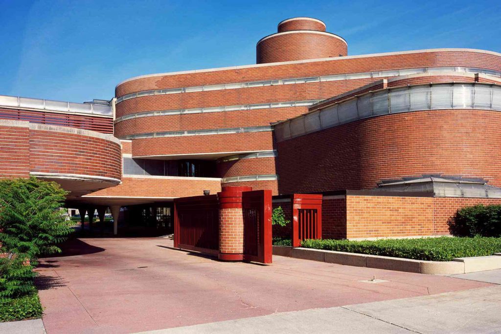 50 of The Most Iconic Buildings of  Modern Architecture - Johnson Wax Headquarters
