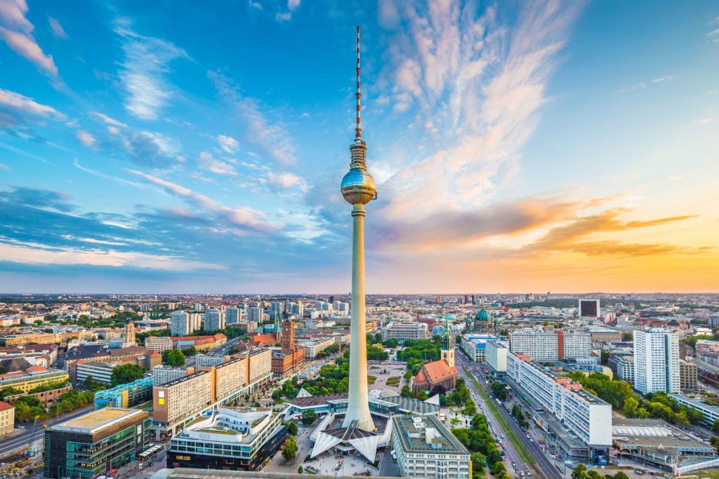 50 of The Most Iconic Buildings of  Modern Architecture - The Berliner Fernsehturm