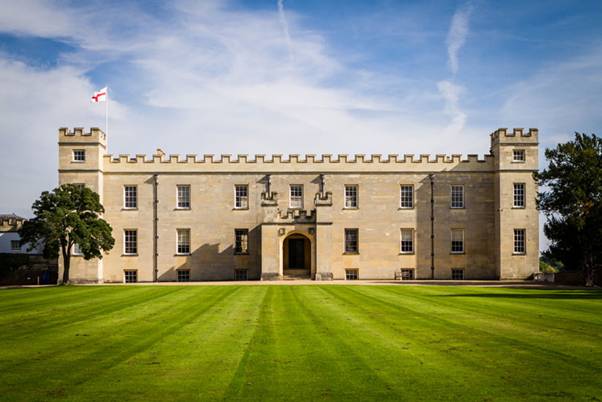 15 Most Beautiful Georgian Mansions - SYON HOUSE1