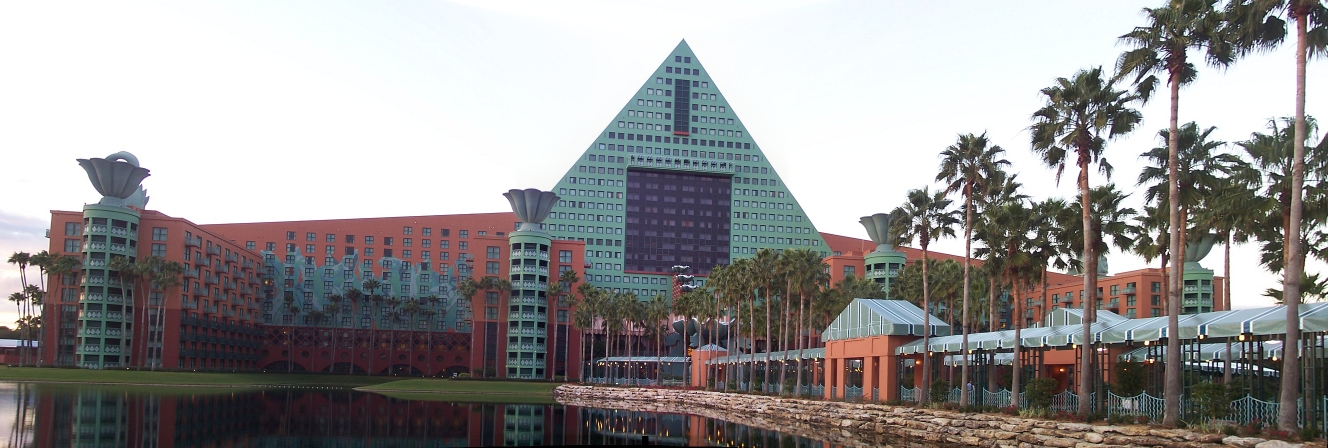 15 Most Important Projects by Michael Graves - Walt Disney World Dolphin, US