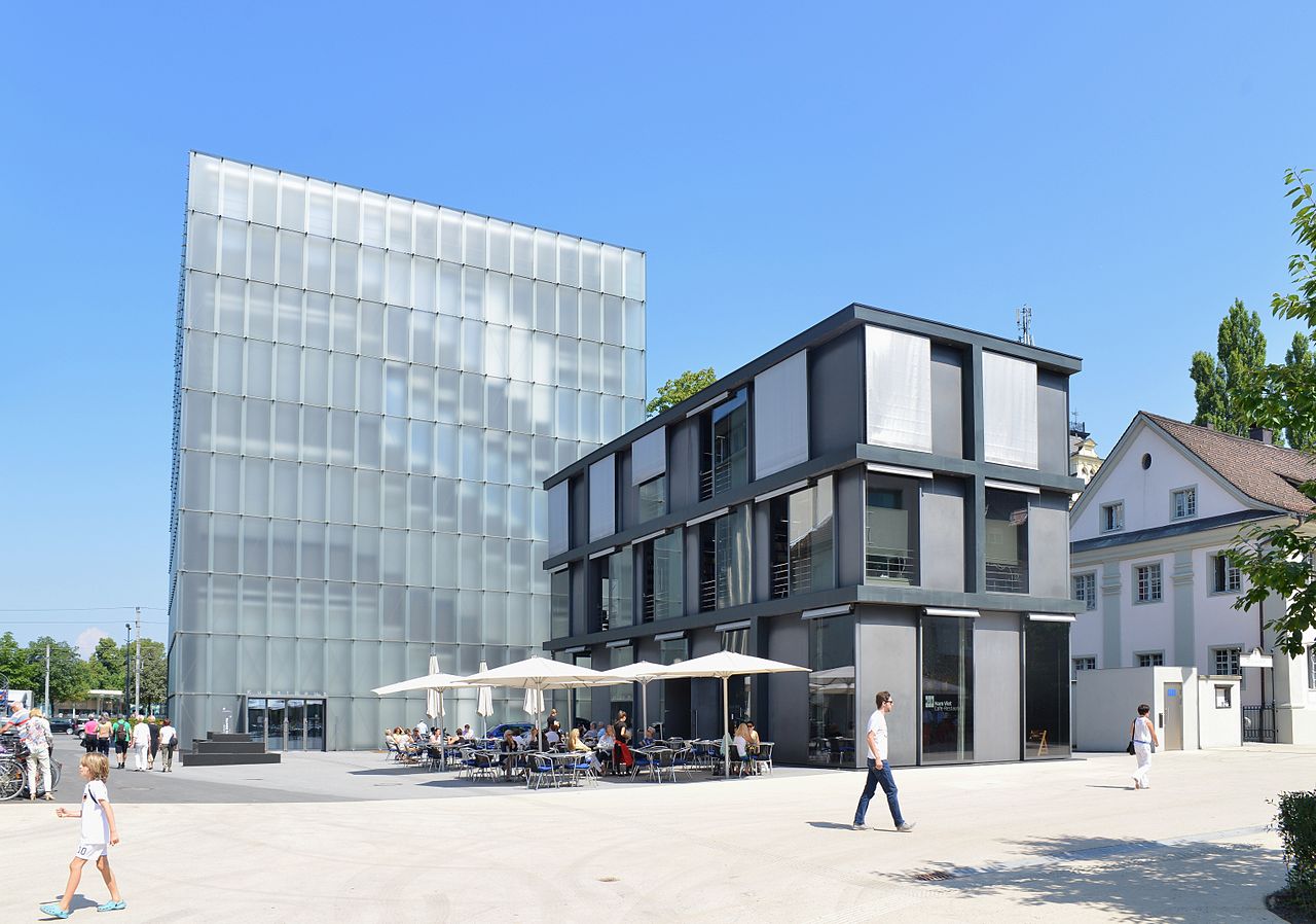 15 Works of Peter Zumthor Every Architect should visit - Kunsthaus Bregenz, Austria