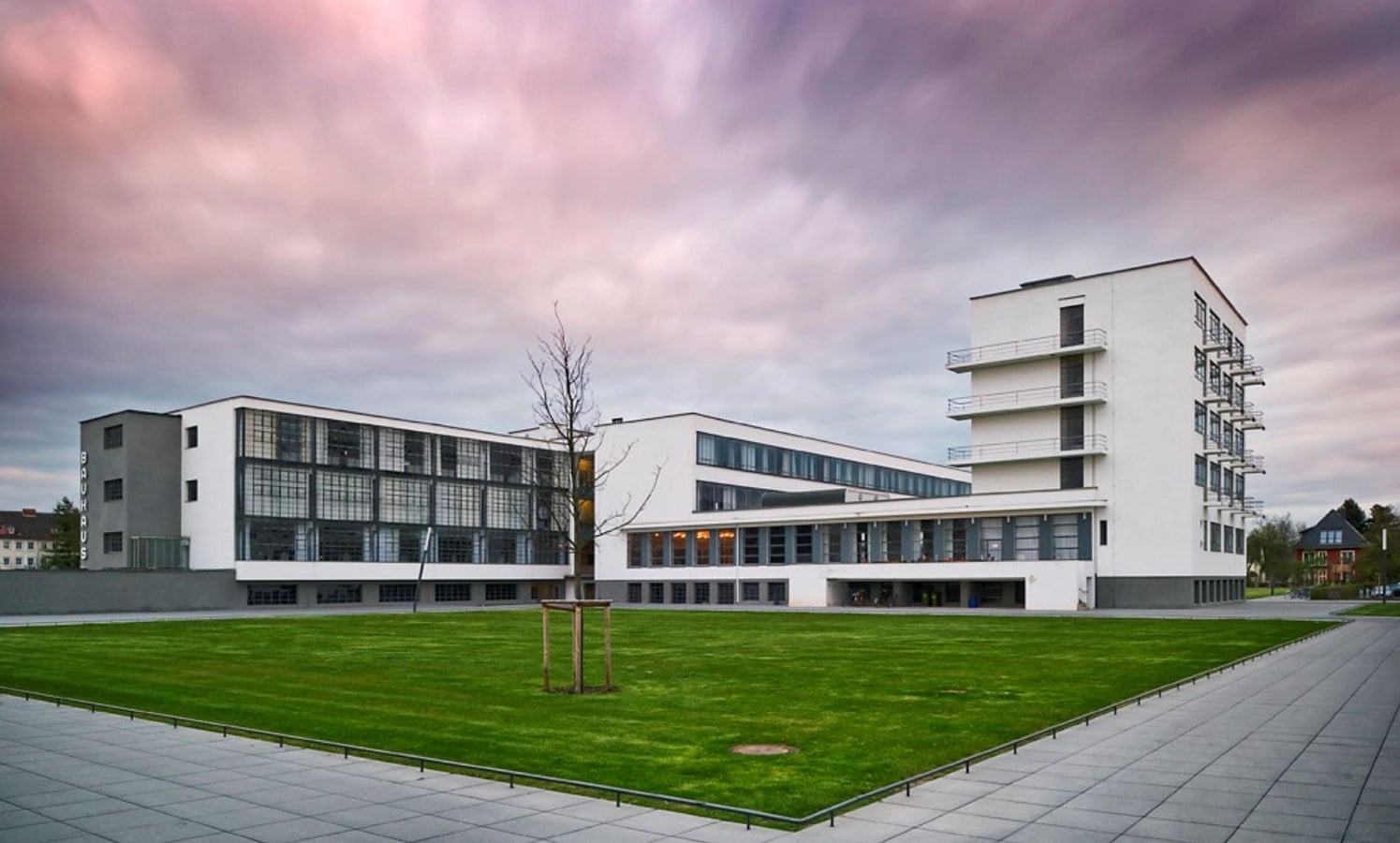 20 Projects that made Walter Gropius the pioneer of Modern Architecture - Dessau Bauhaus, Germany