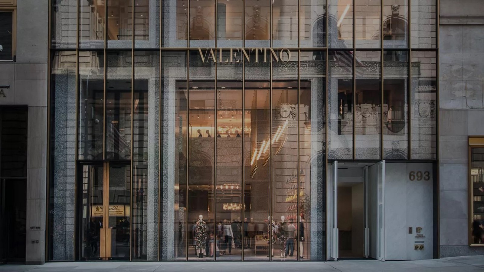 VALENTINO FLAGSHIP STORE, NY - Sheet1