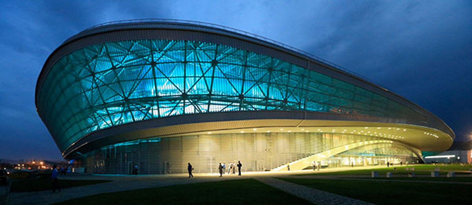100 Best Architecture Projects of the 21st Century - Adler Arena Trade And Exhibition Center by Cannon Design