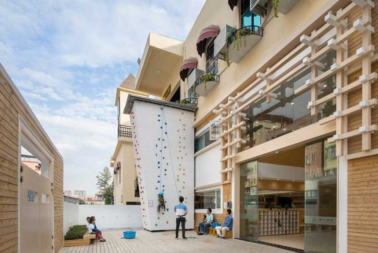 Lion International Kindergarten By VMDPE